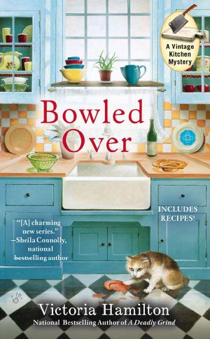 [Vintage Kitchen Mystery 02] • Bowled Over